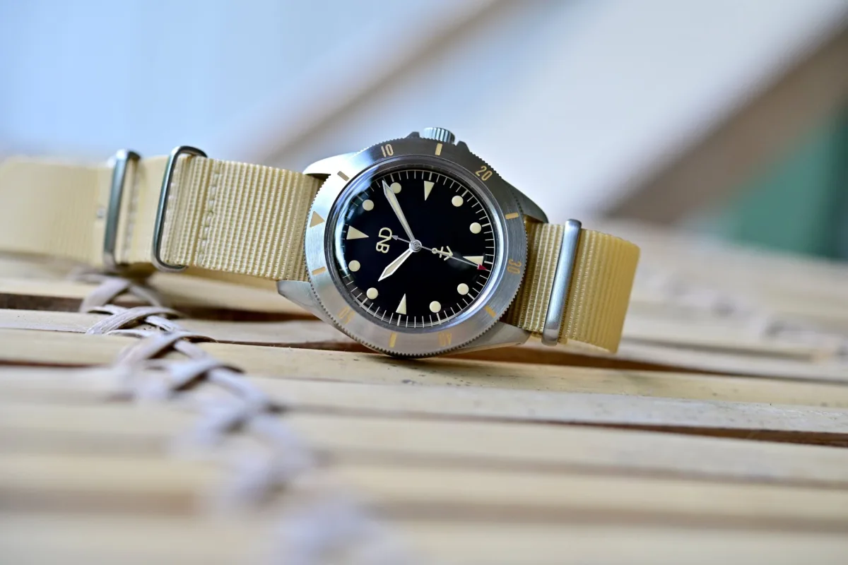 Close-up of BND Watches Neo-Vintage Diver dial options