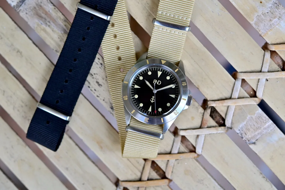 BND Watches Neo-Vintage Diver with NATO straps