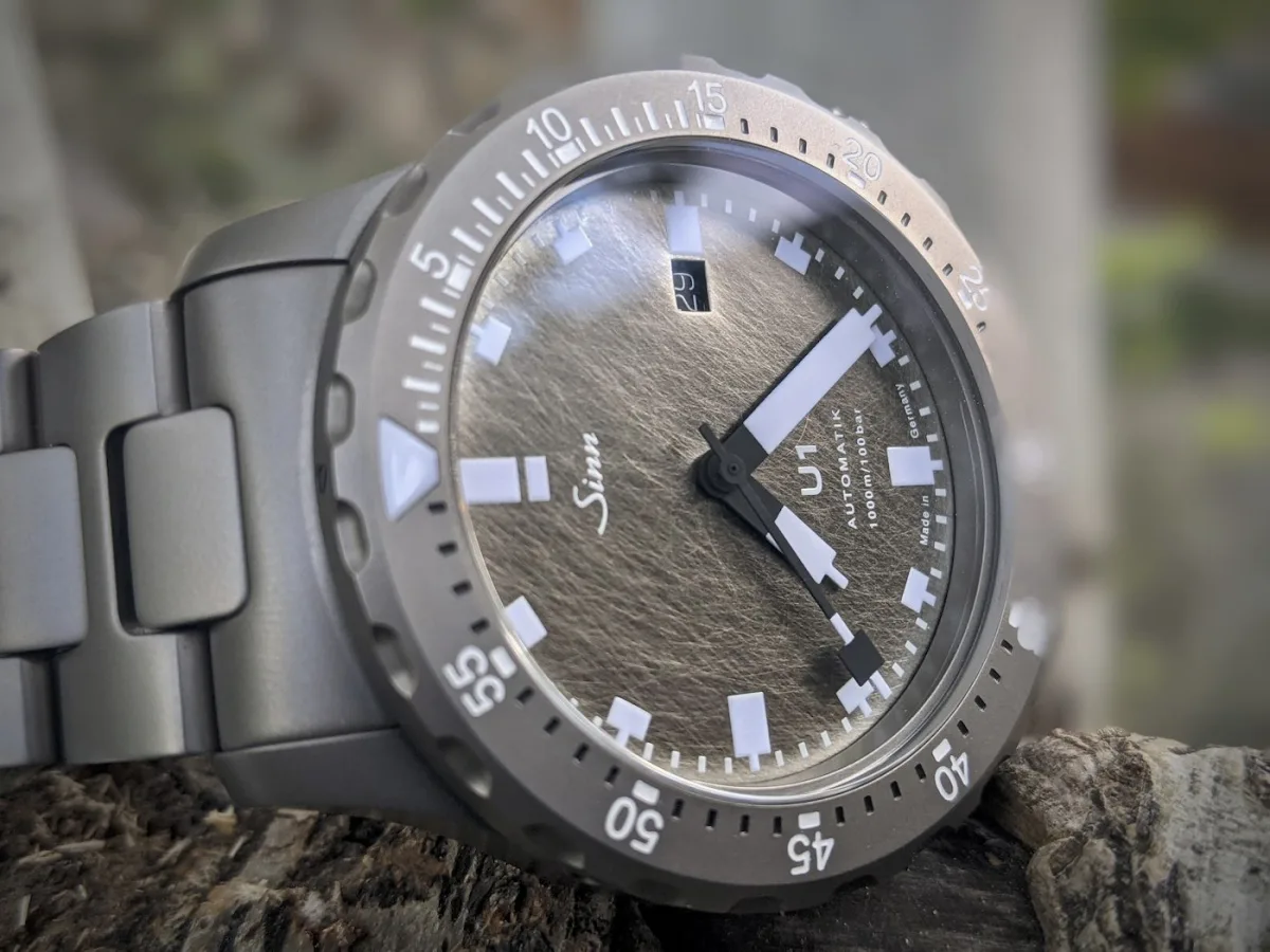 Sinn U1 DS textured dial in light