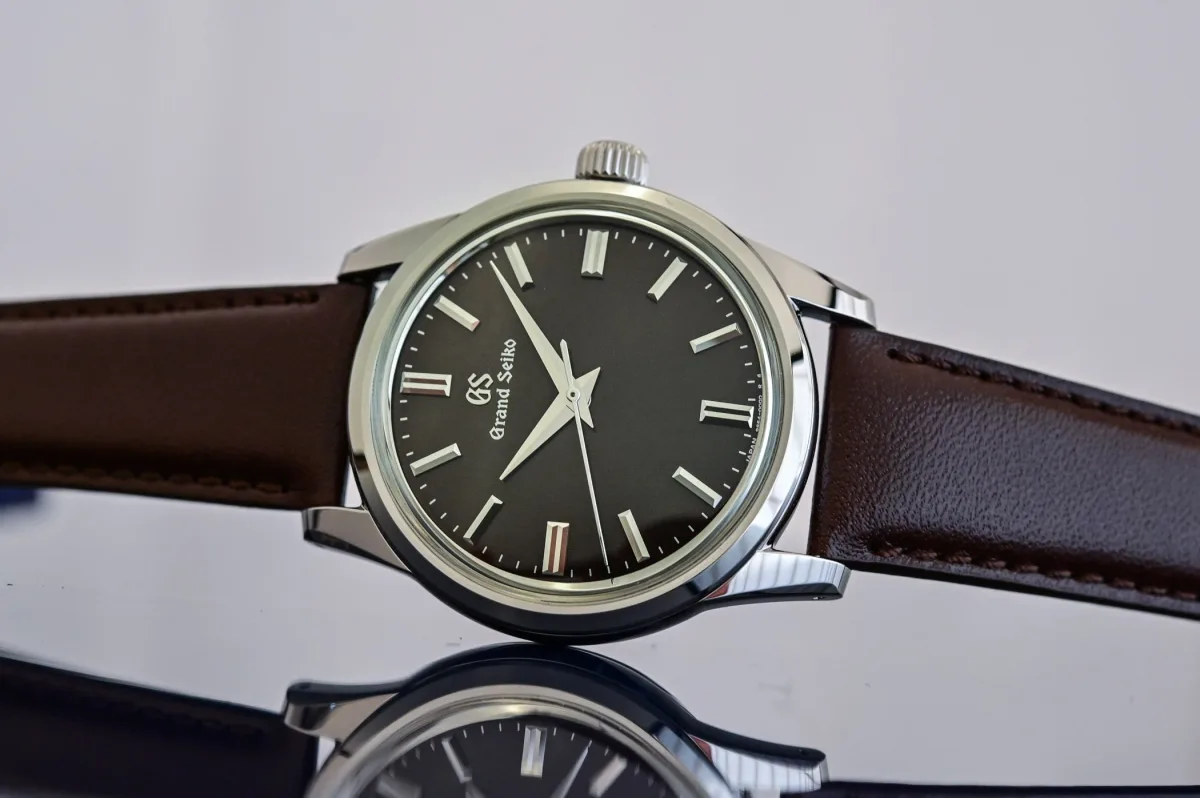 Grand Seiko SBGW269 in dark brown color