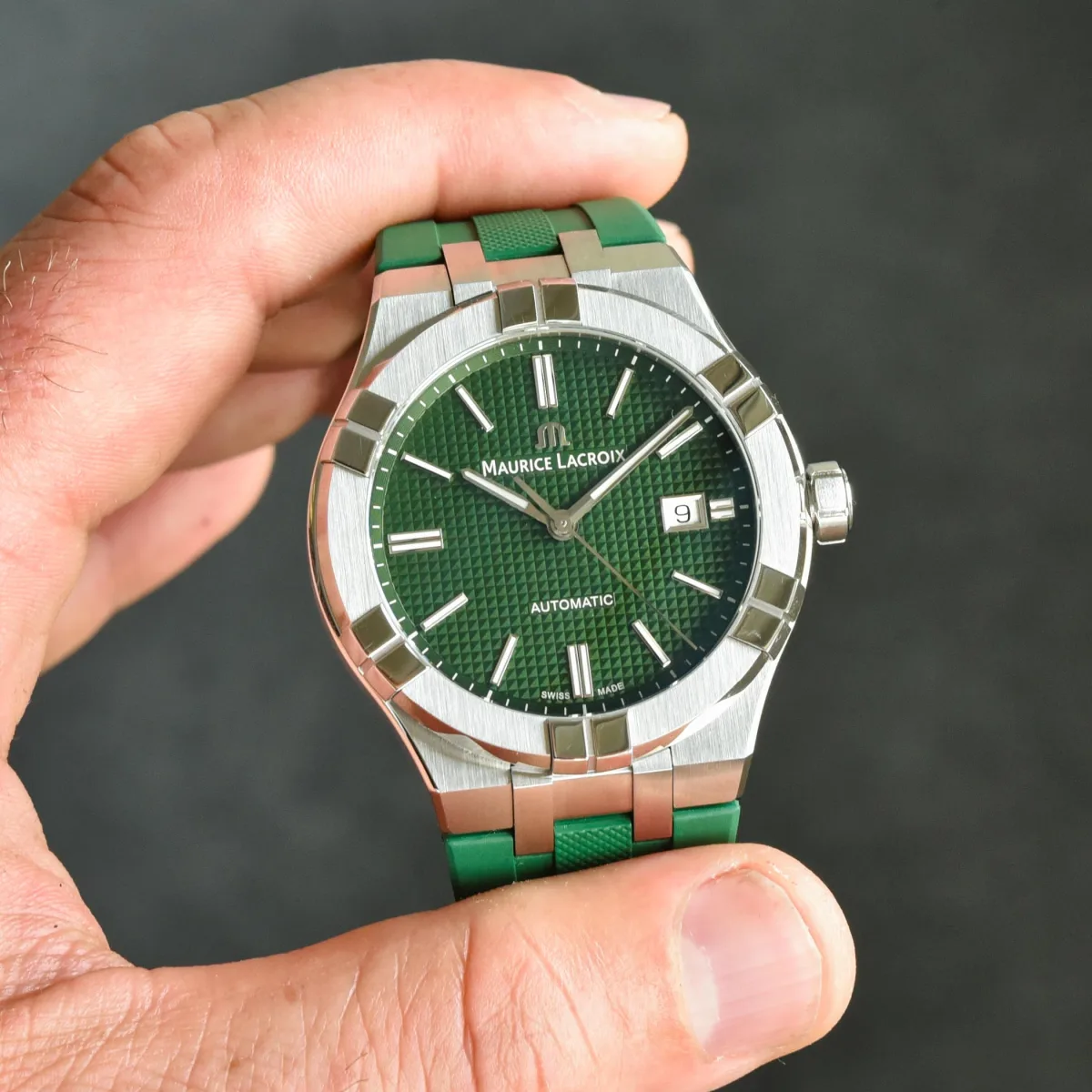 Maurice Lacroix Aikon rubber strap details