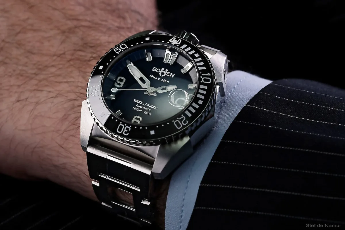 Bohen Mille-Mer dive watch display