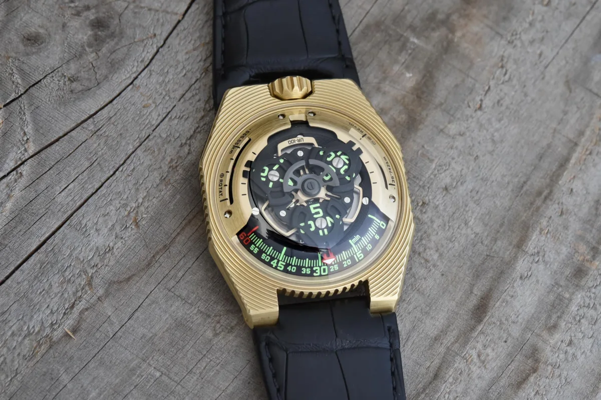 Urwerk UR-100 Electrum watch showcasing its unique design