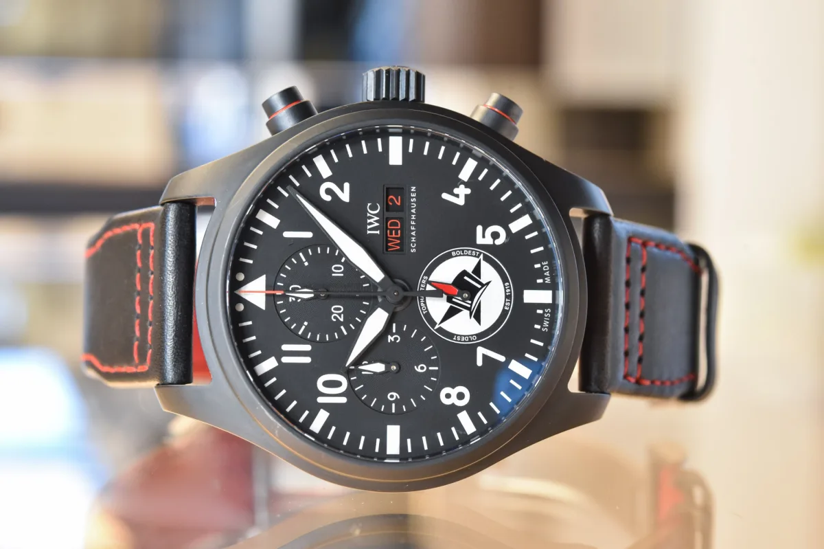IWC Pilot’s Watch Tophatters with red details