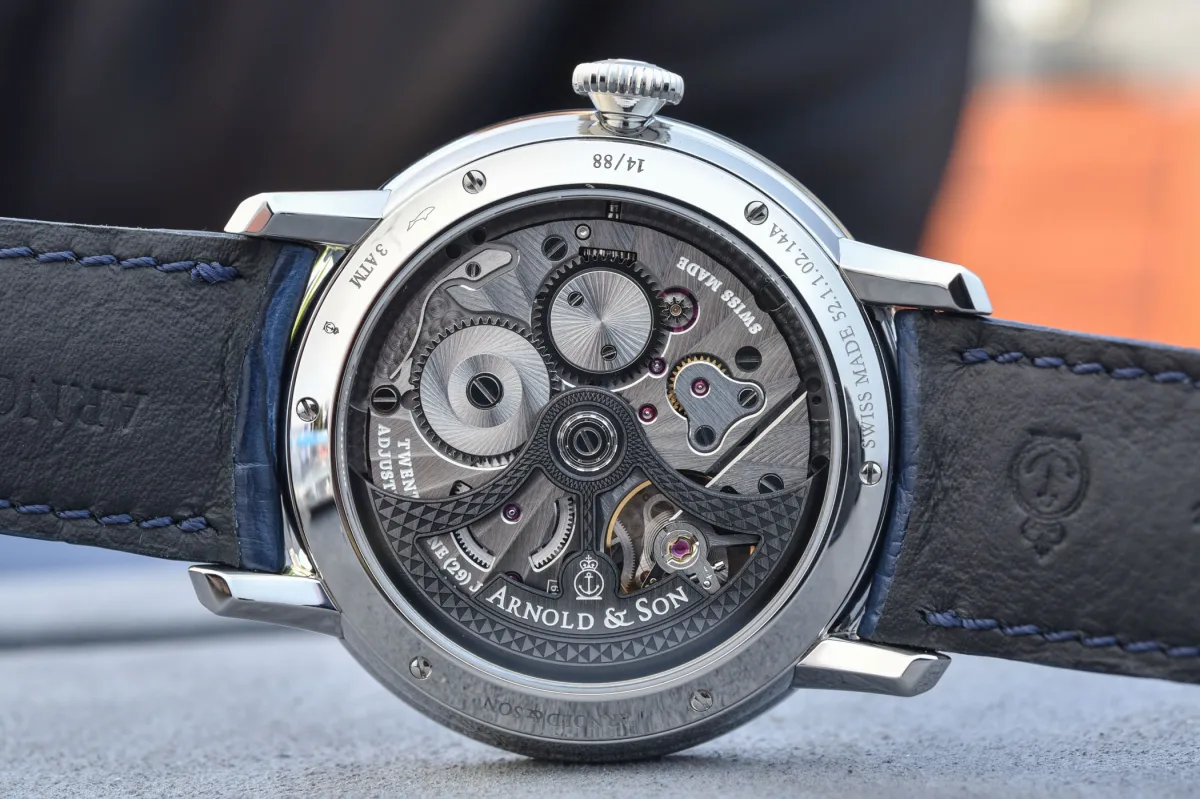 Arnold & Son Globetrotter movement A&S6022