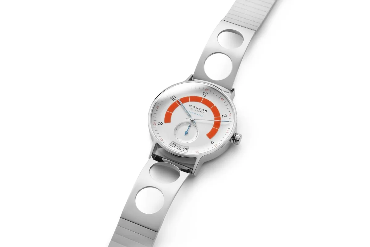 Close-up of the NOMOS Sport Bracelet