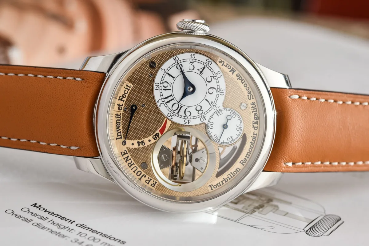 F. P. Journe Tourbillon Souverain Vertical detailed view