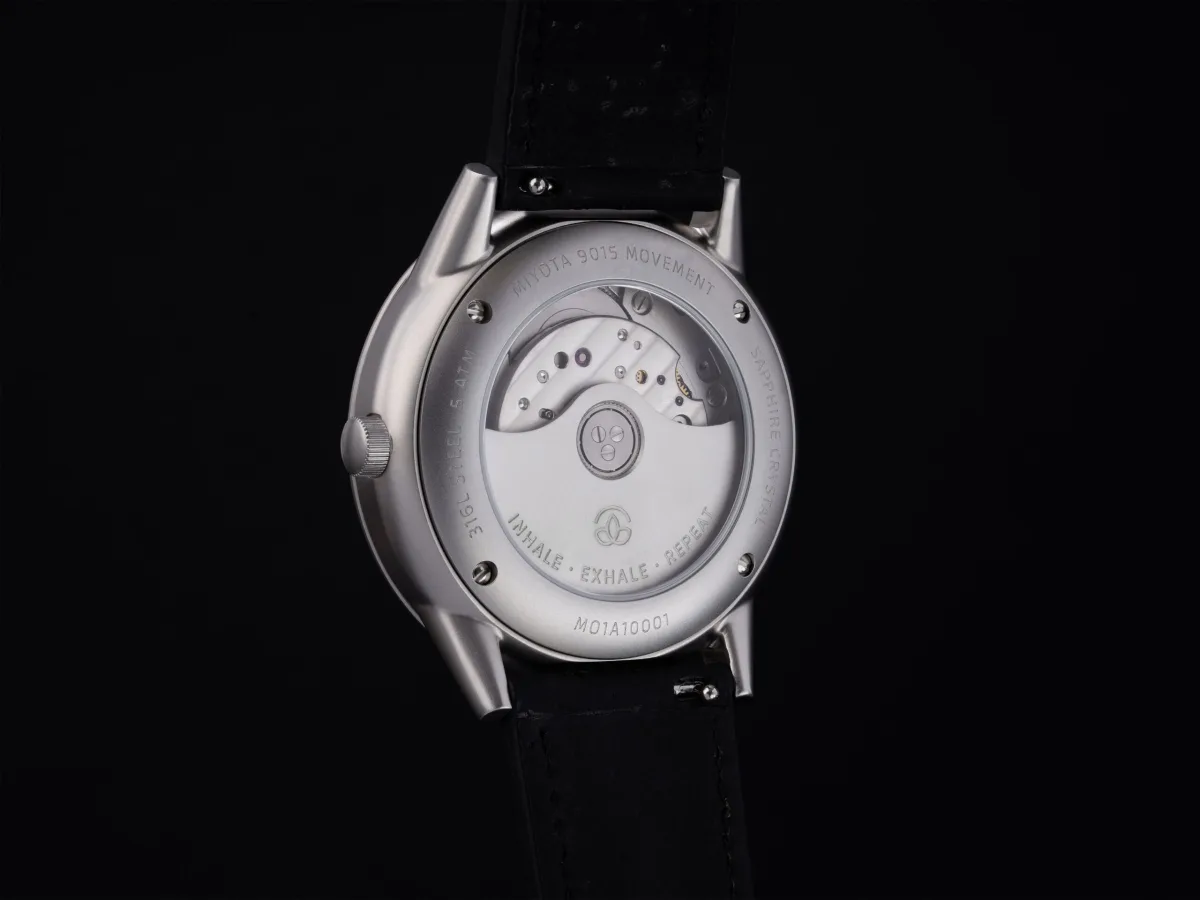 Swapable vegan straps for the Mudita Moment watch