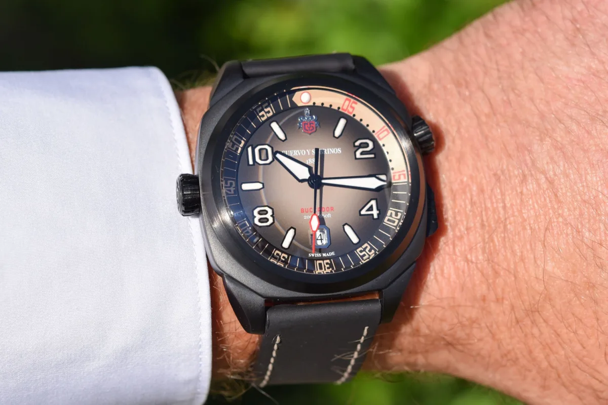 Buceador Caribe watch with unique case architecture