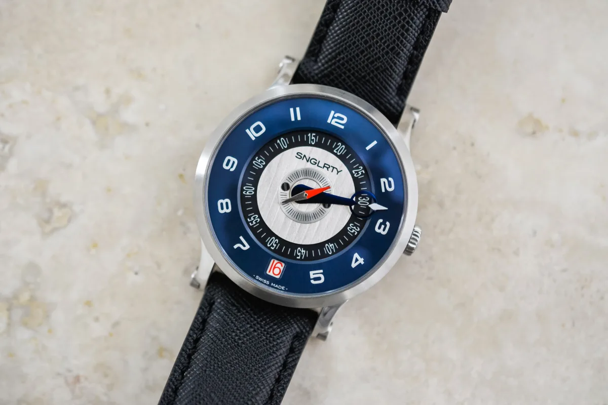 SNGLRTY Blue Steel OHI-4 watch display