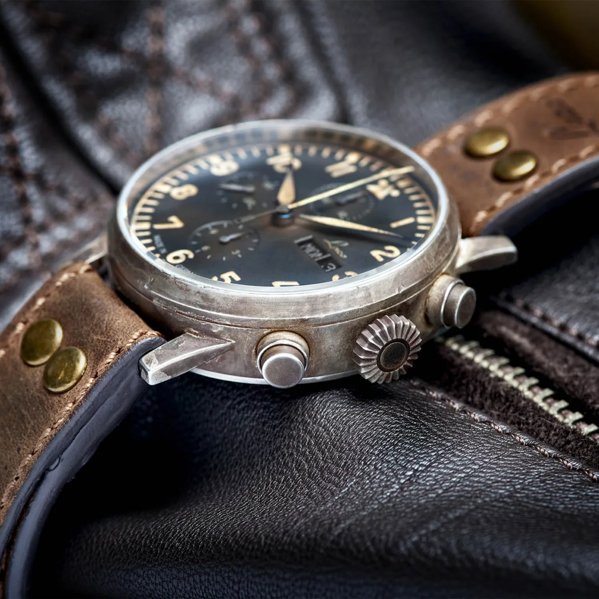 Close-up of the Laco Munchen Erbstuck Chronograph dial
