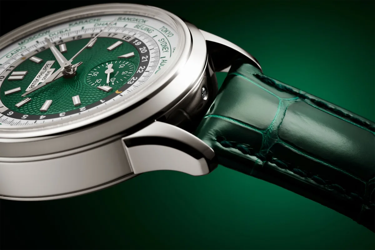 Close-up of Patek Philippe 5930P green dial