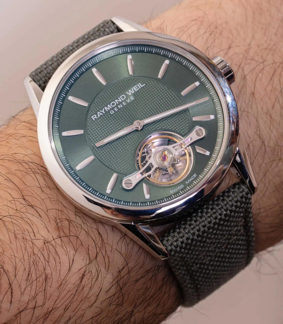 Raymond Weil Freelancer RW1212 with green dial and canvas strap