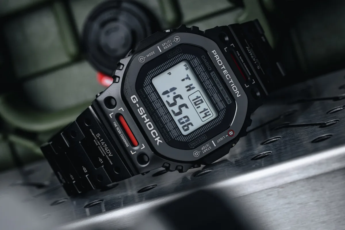 Technical engravings on Casio G-Shock GMW-B5000-TVA1