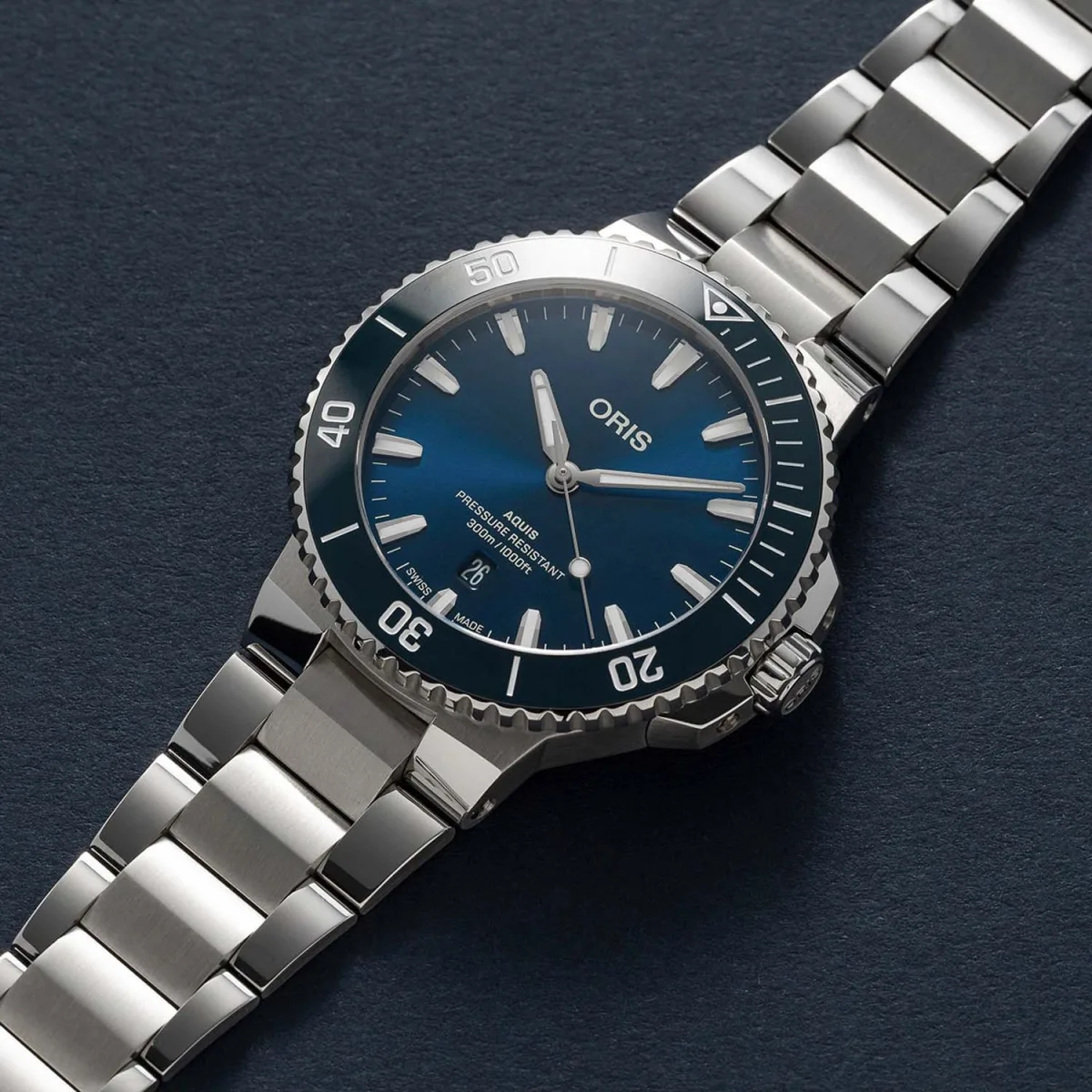 Oris Aquis Date 43.5mm with green dial