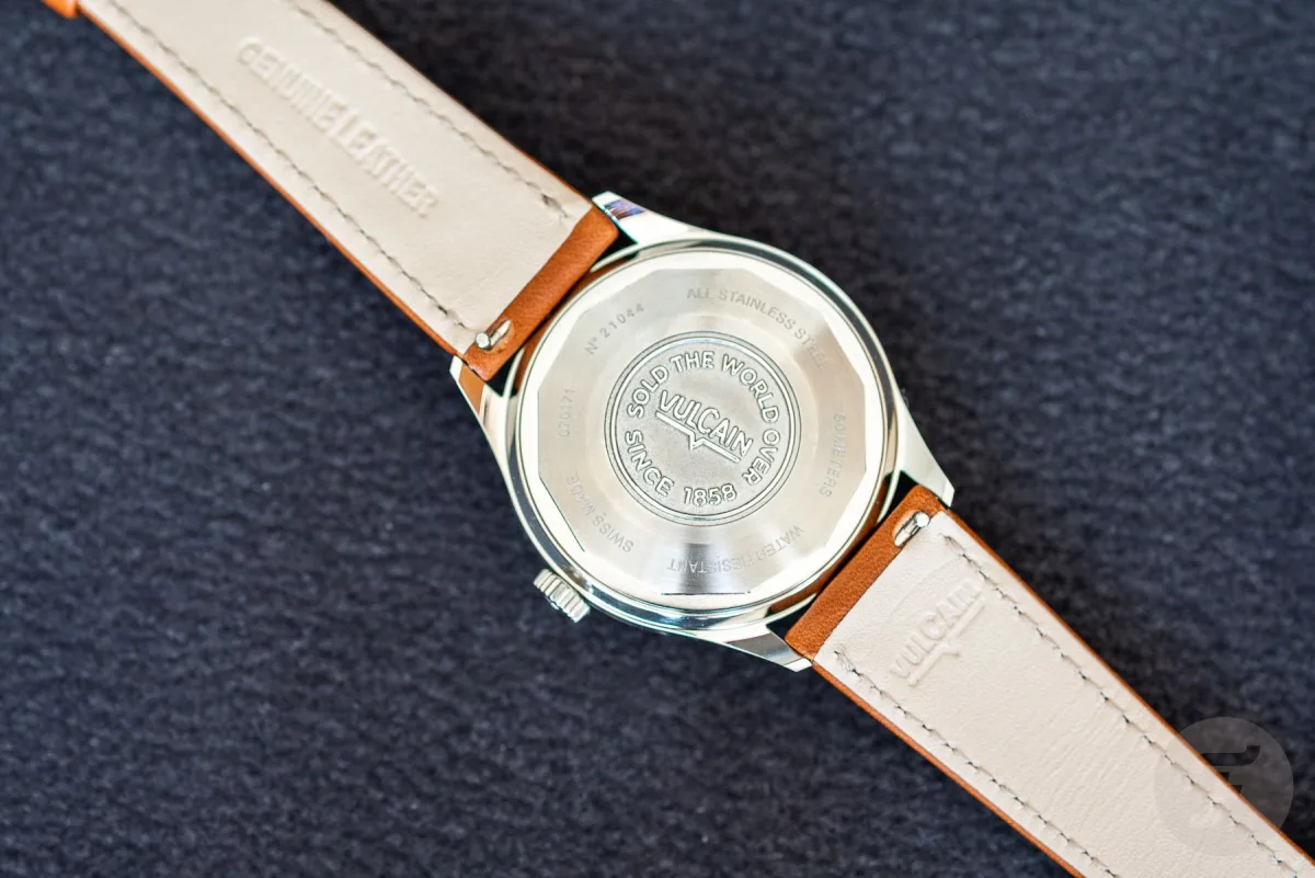 Vulcain Grand Prix 39mm Champagne watch front view