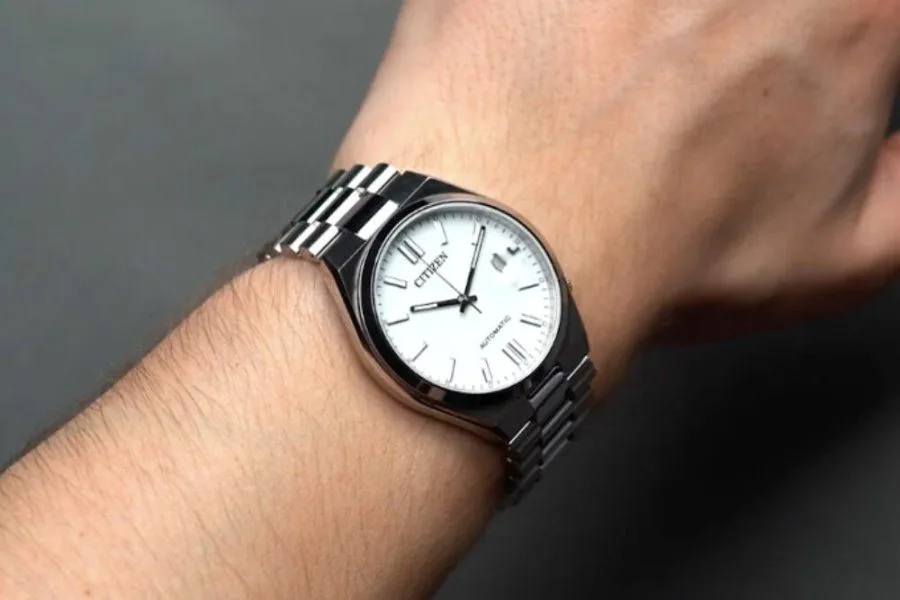 Citizen Tsuyosa's exhibition caseback displaying Miyota 8210.
