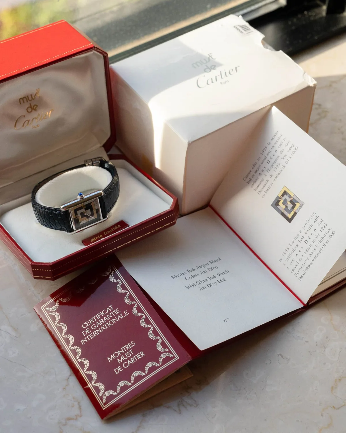 Silver case of the Cartier Tank Art Deco 1616