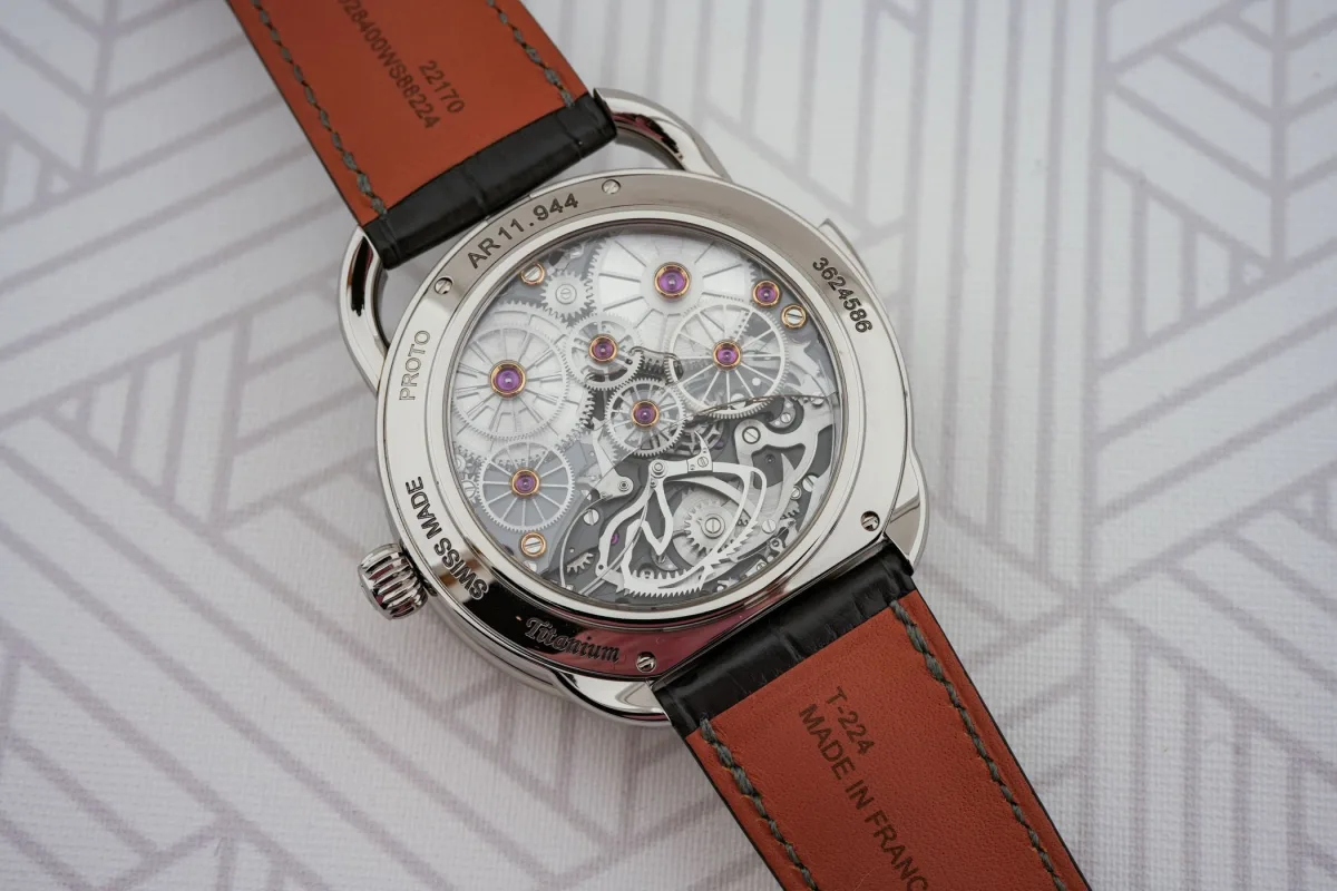 Hermès Arceau Duc Attelé inspired by equestrian heritage