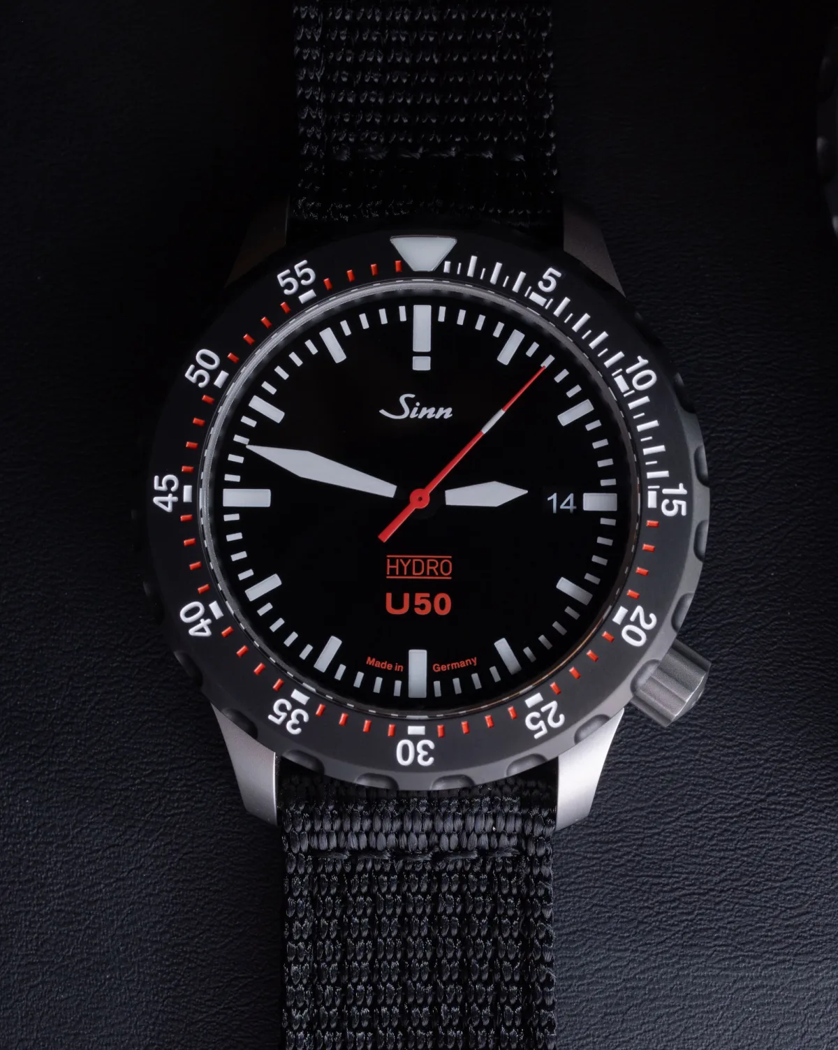 Sinn U50 Hydro's case back with expanding membrane