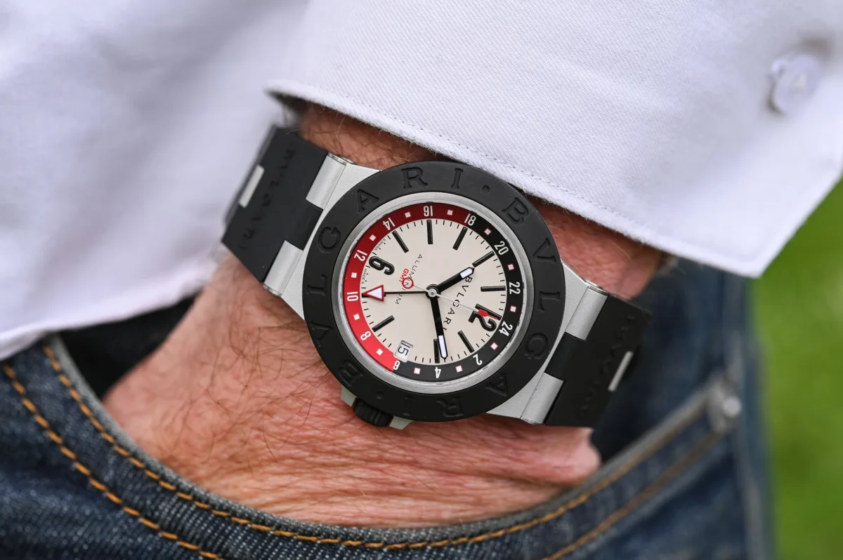 Dial of Bulgari Aluminium Black GMT watch