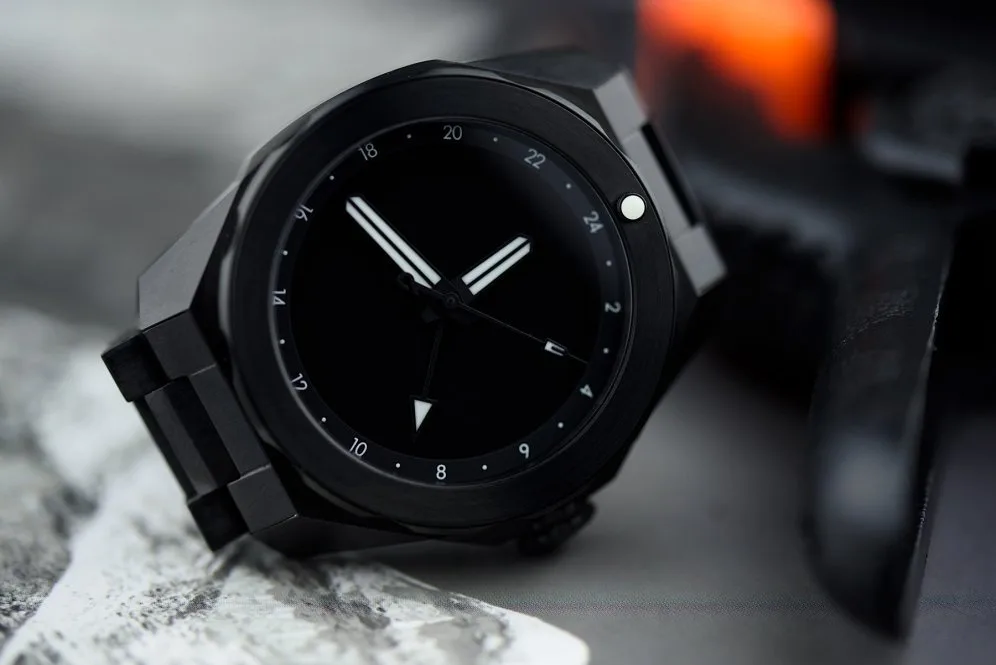 Close-up of the Boldr Odyssey Black Dragonfish dial and hands
