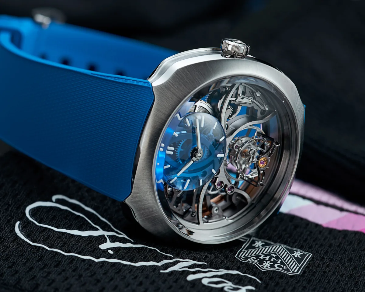 Blue spinel dial with luminescent indices on H. Moser & Cie. Streamliner