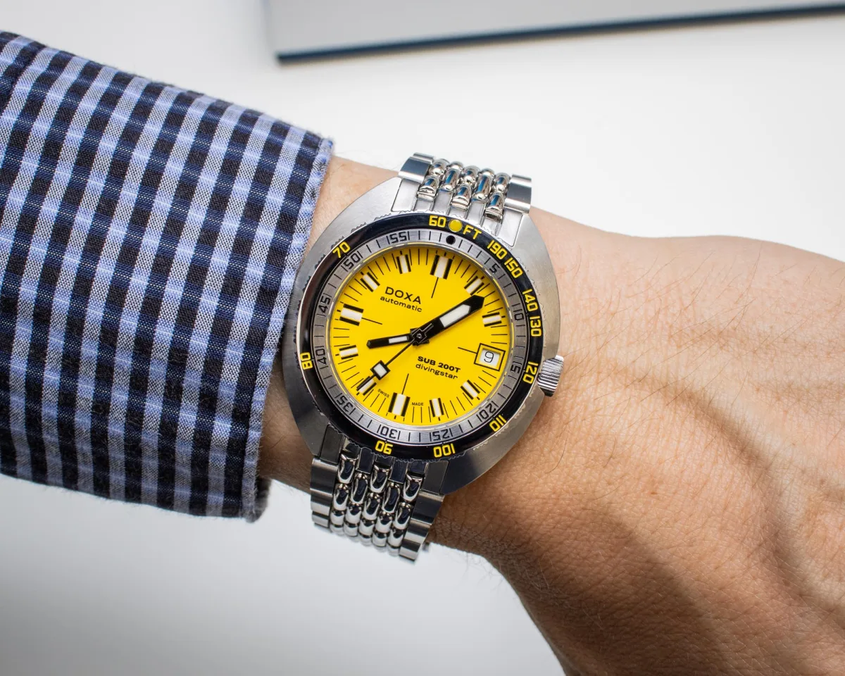 Doxa SUB 200T case back with fish logo