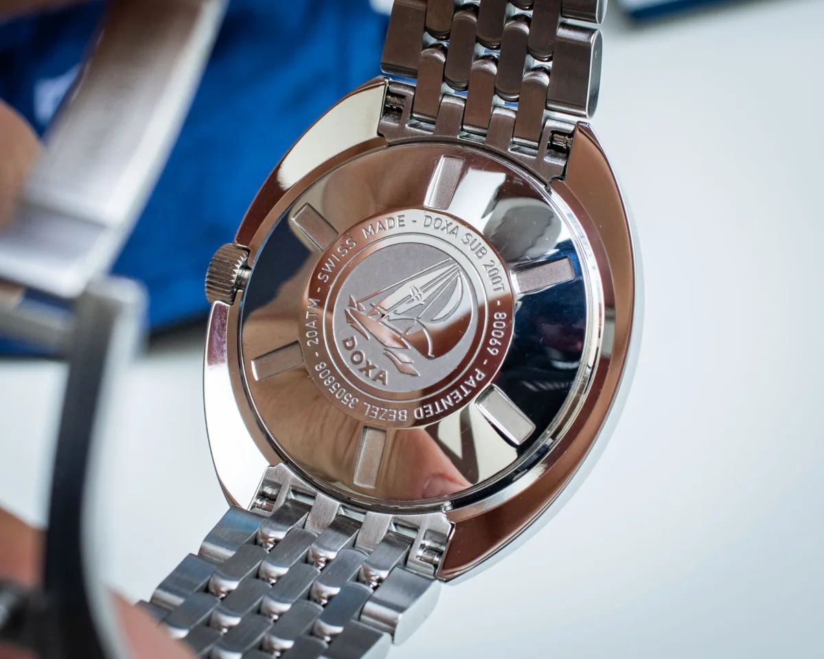 Doxa SUB 200T color options