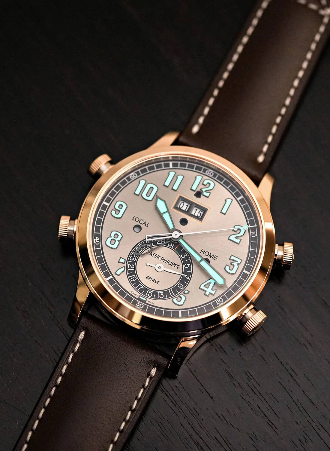 Patek Philippe 5520RG gray dial close-up
