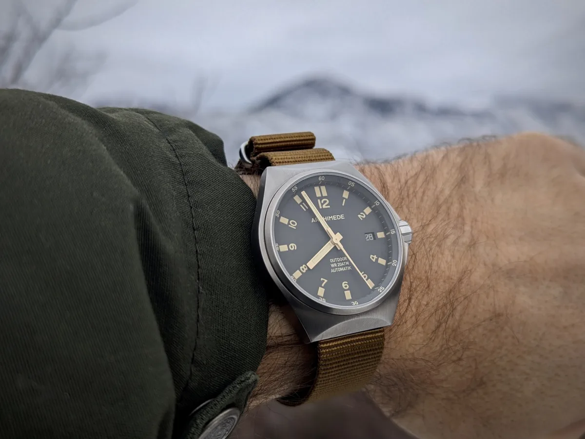 Archimede Outdoor watch line options