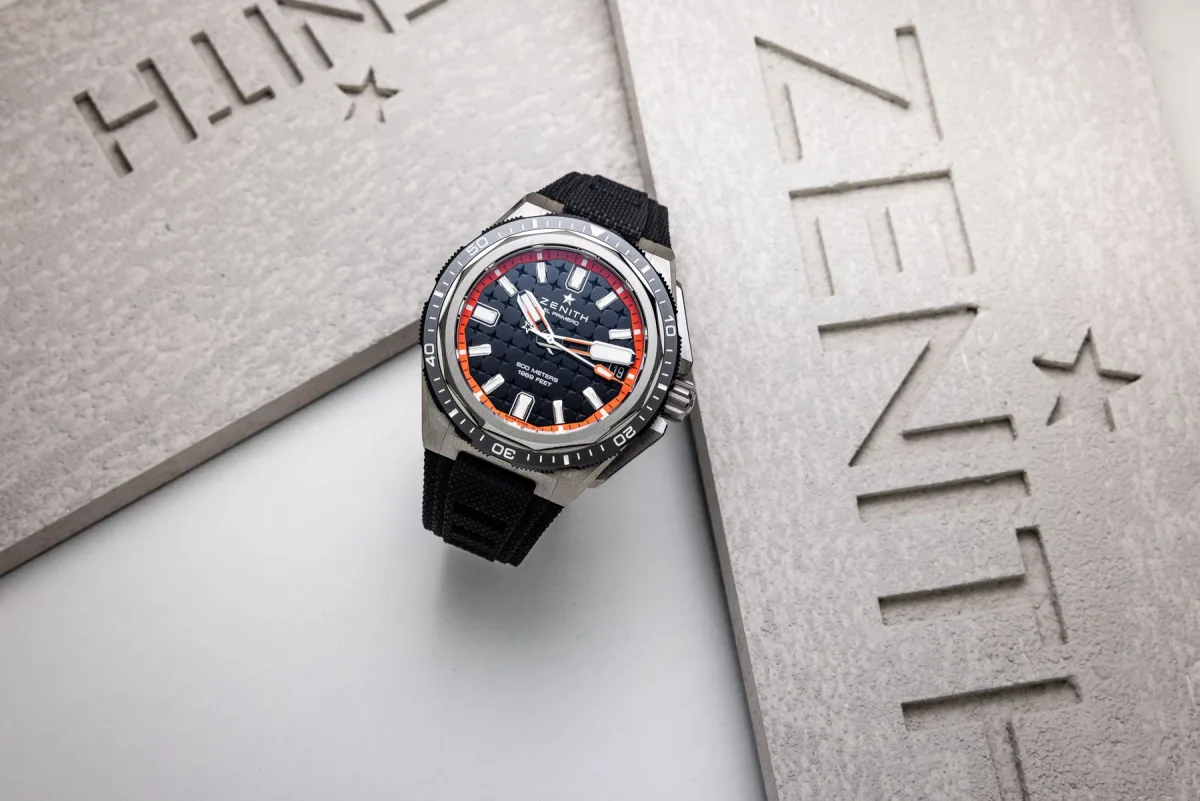 Vintage Zenith A3648 model