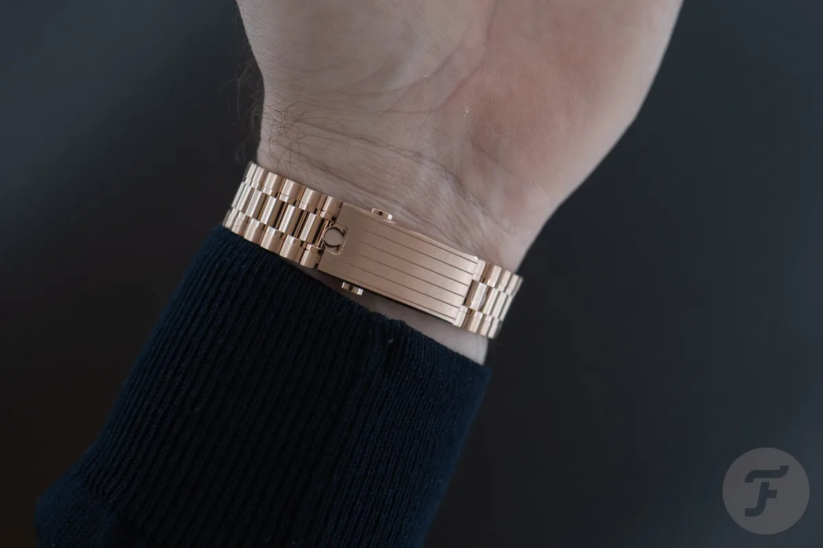Sedna Gold Omega Speedmaster 38 model