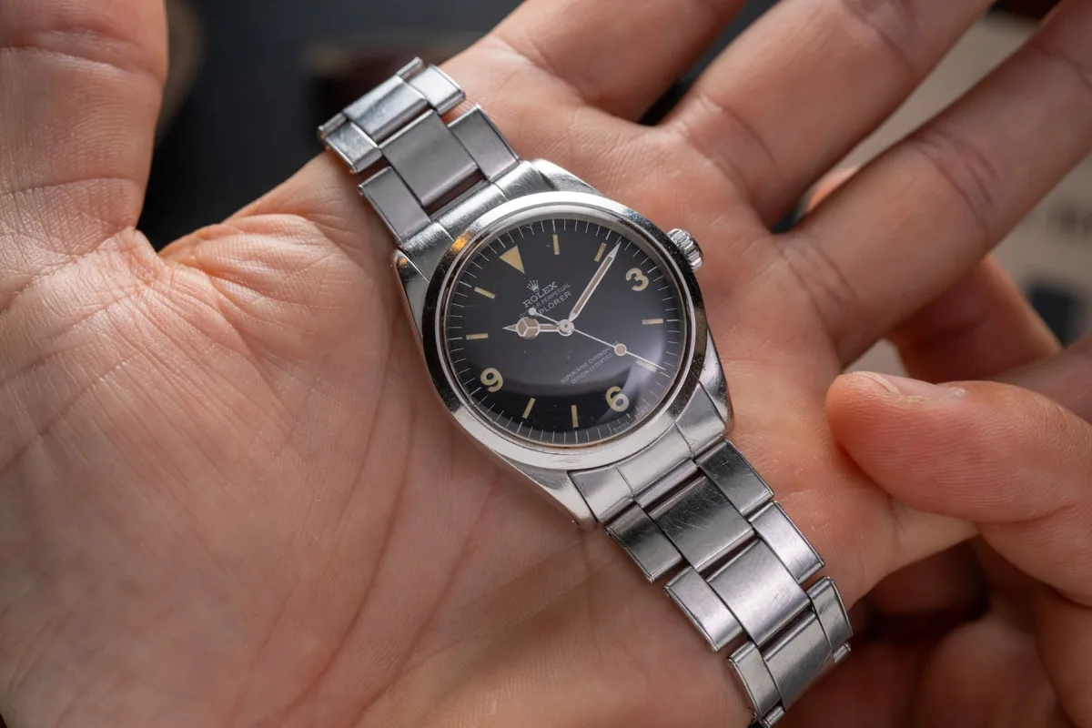 Examples of iconic watches: Patek Philippe, Omega Moonwatch, Patek Philippe Nautilus