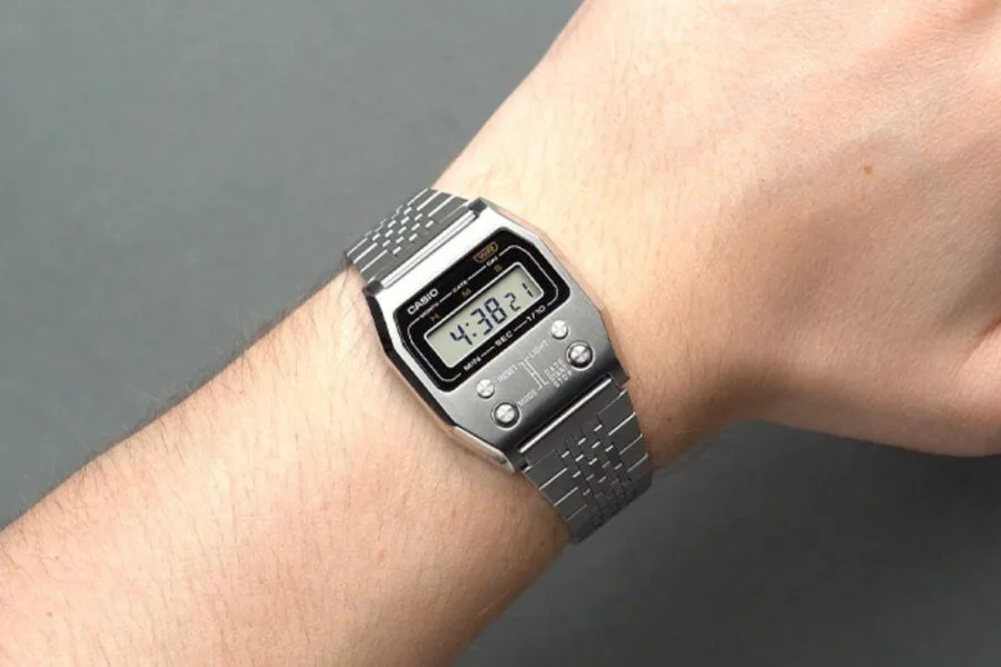 Casio A1100-1VT button placement