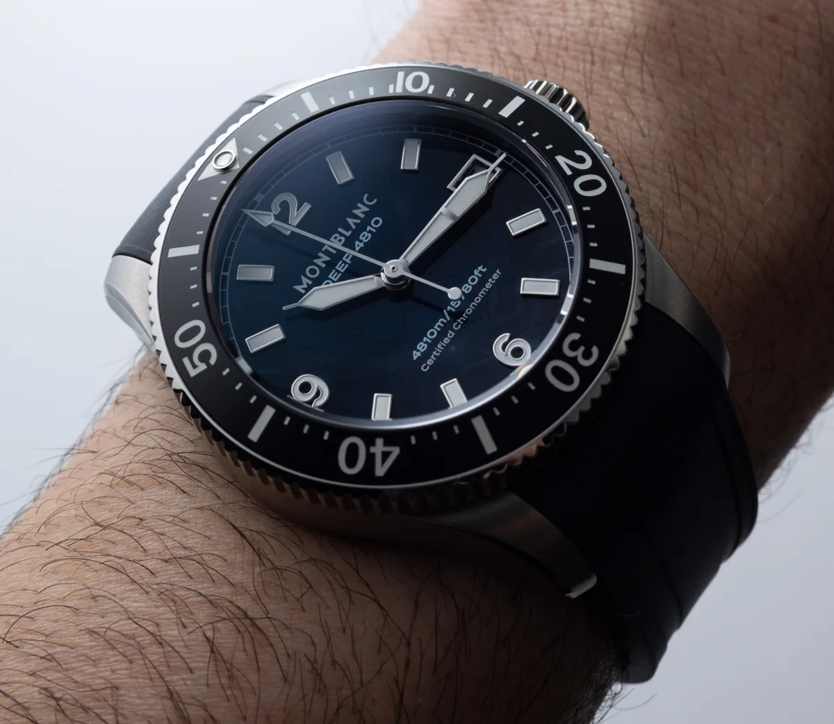 Montblanc Iced Sea 0 Oxygen Deep 4810 side profile