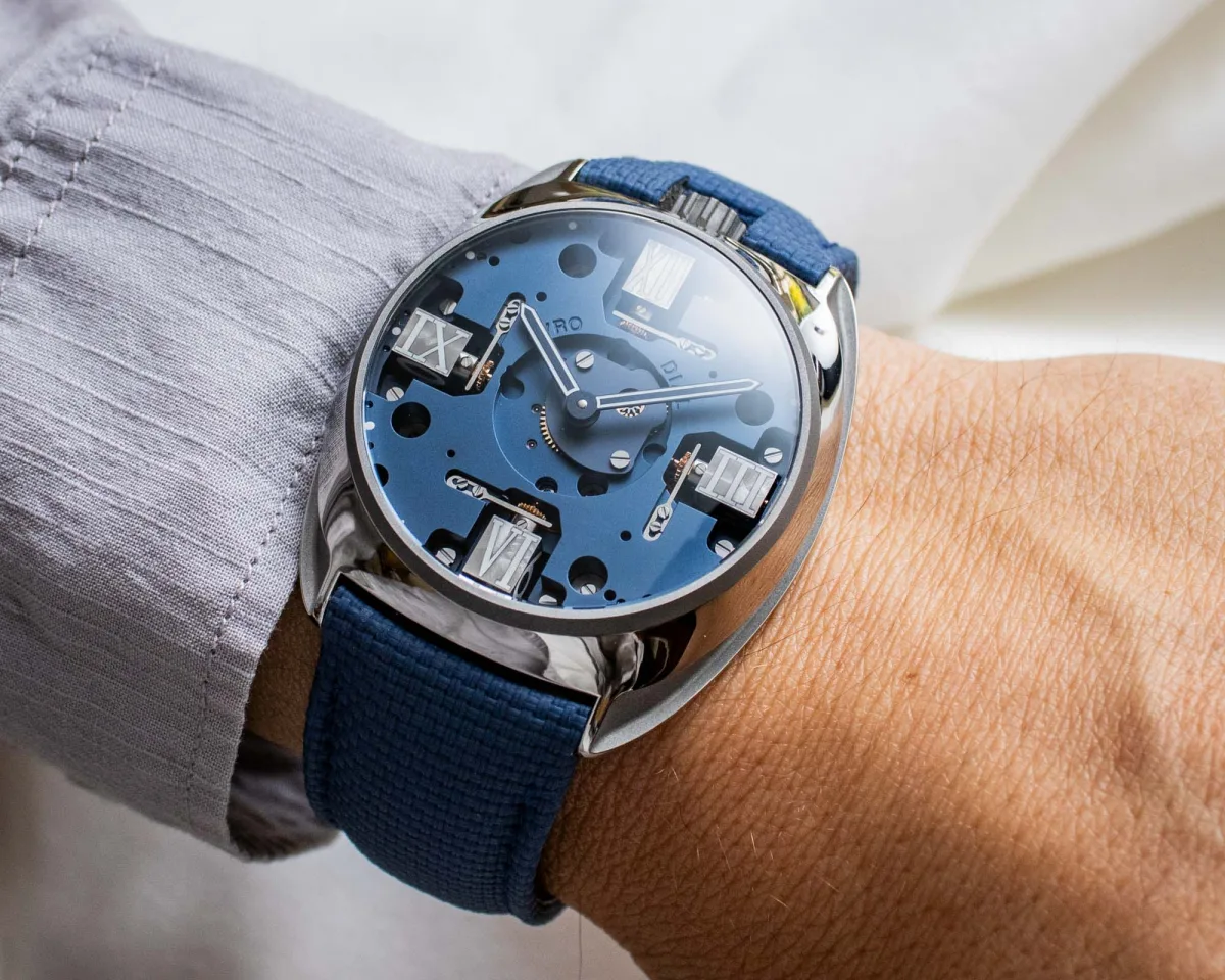 Display back of Byrne Gyro Dial MECA showing movement