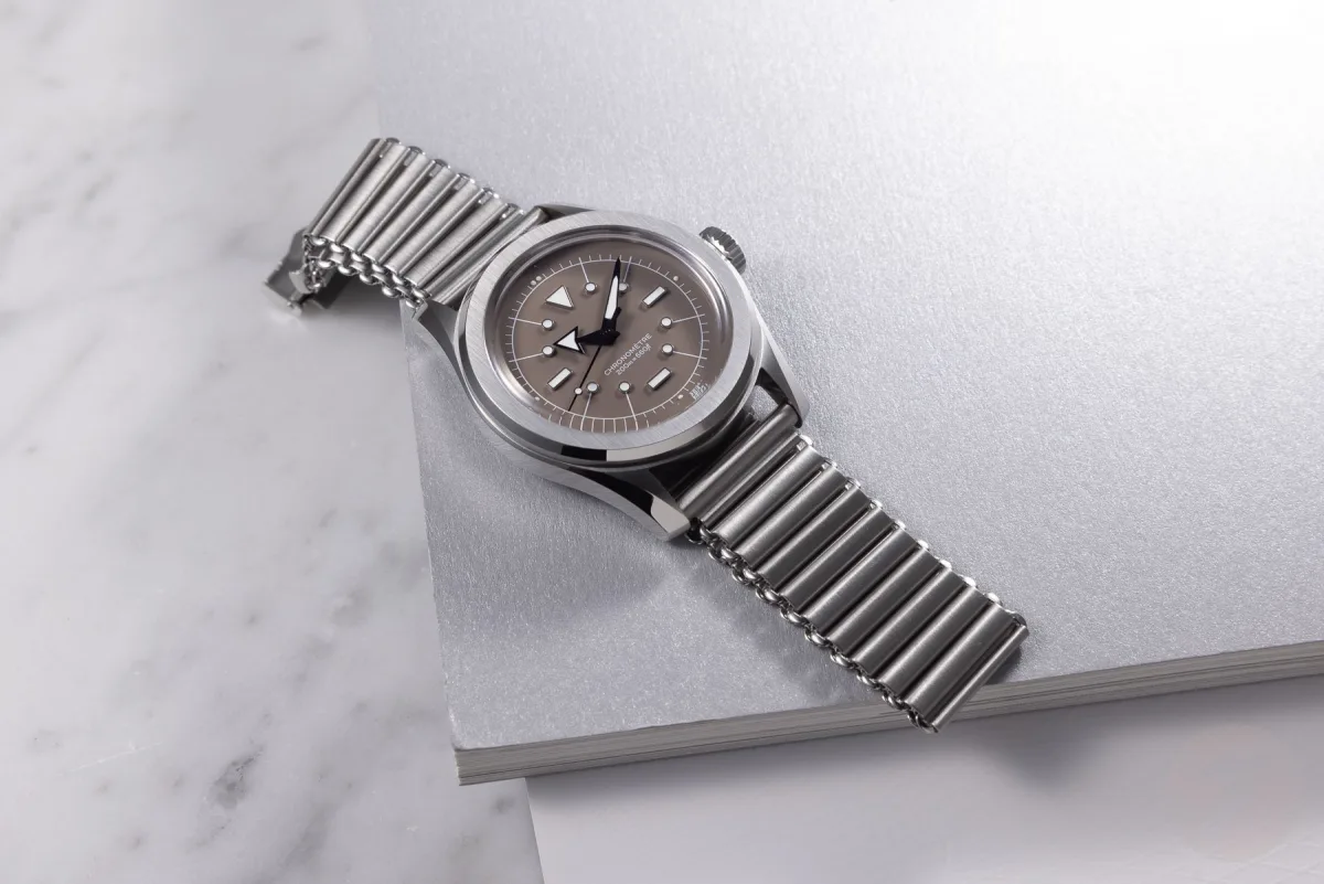 Serica 6190 M.S.L. available in three colors