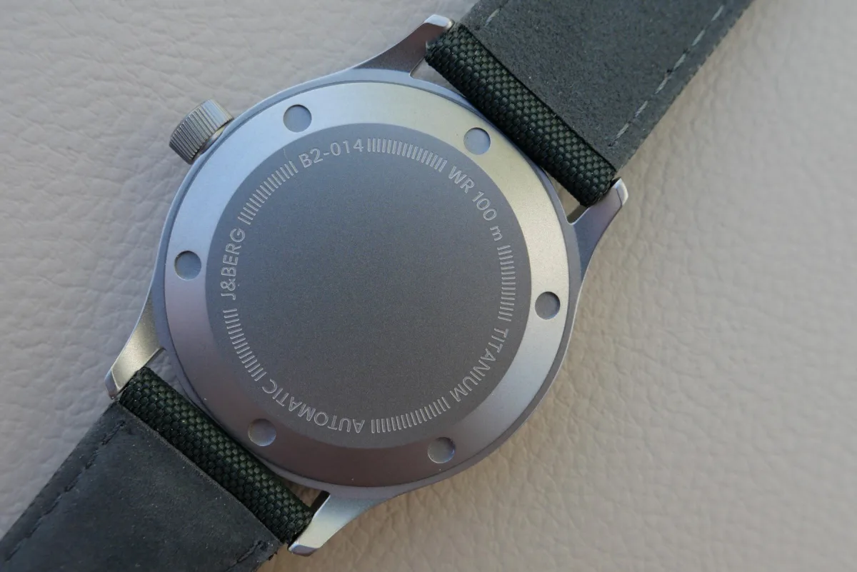 Pre-sale announcement for J&Berg B2 watches.