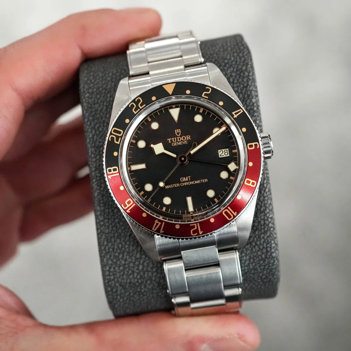 Tudor Black Bay 58 GMT two-tone bezel close-up