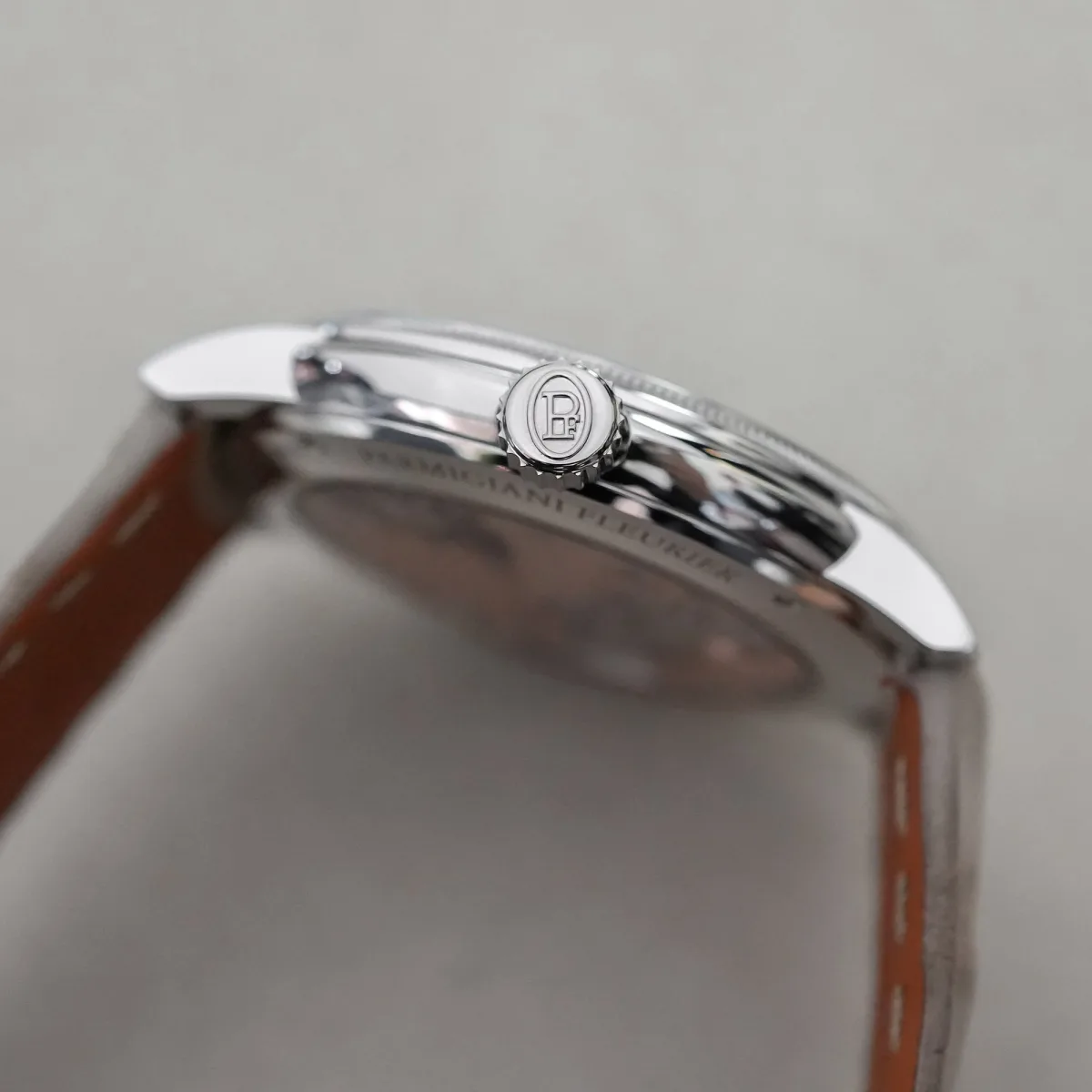 Toric Small Seconds watch case details