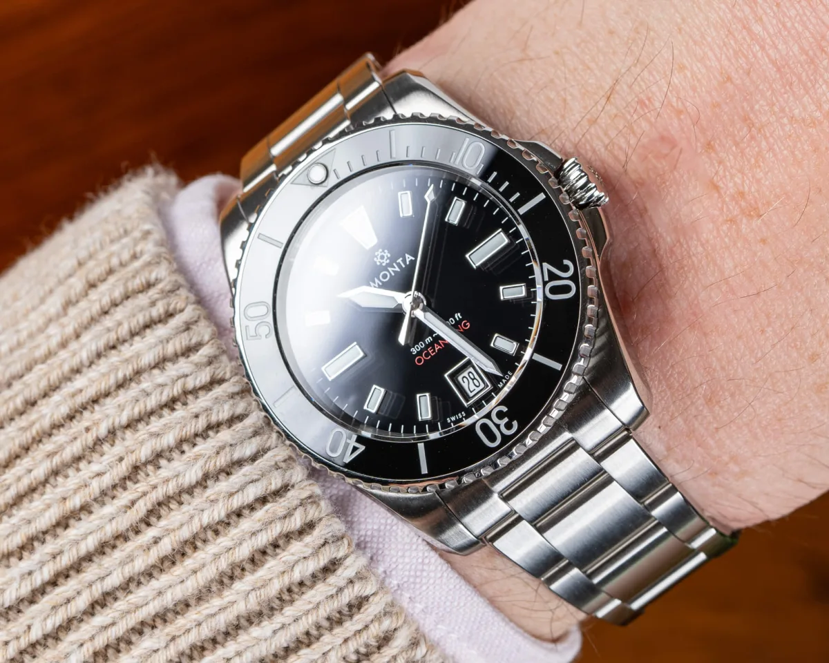 Close-up of Monta Oceanking watch face