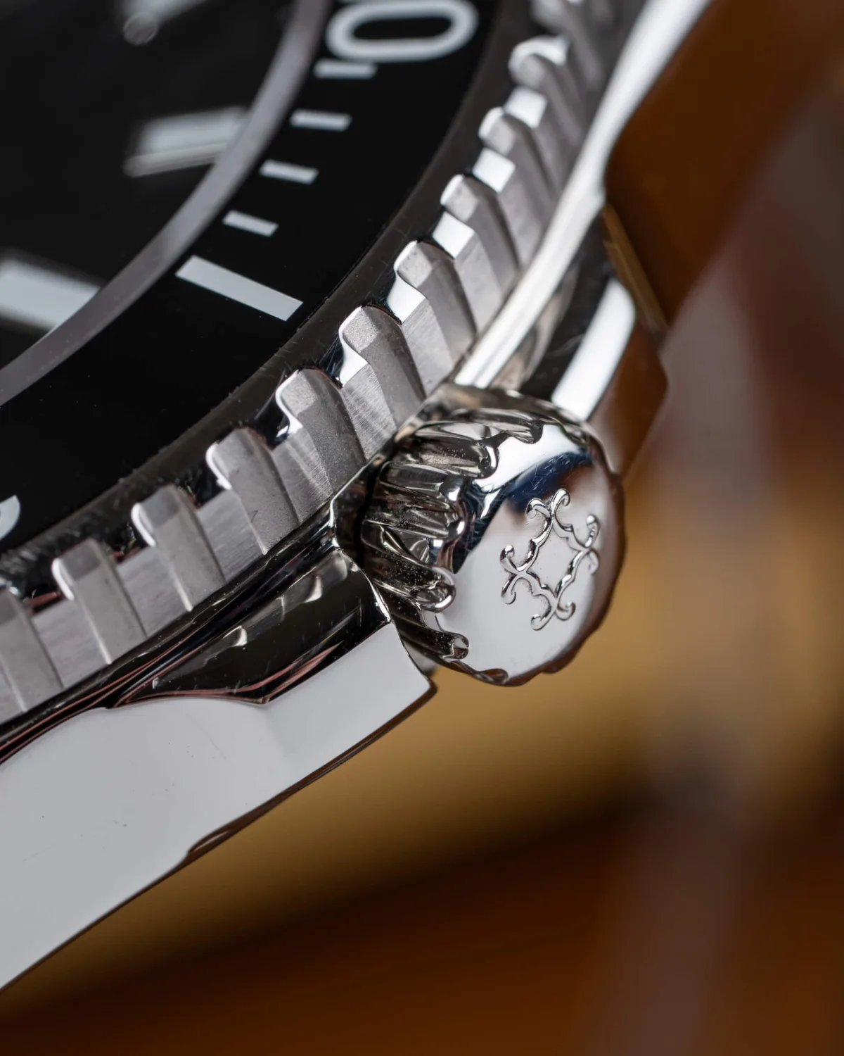 Side view showing Oceanking's ceramic bezel
