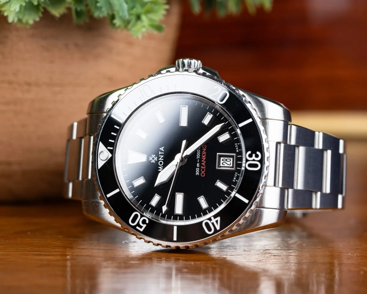 Wrist shot of Monta Oceanking