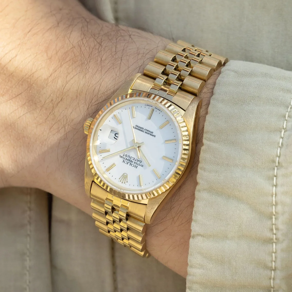 Rolex Datejust ref. 1600/8 case detail