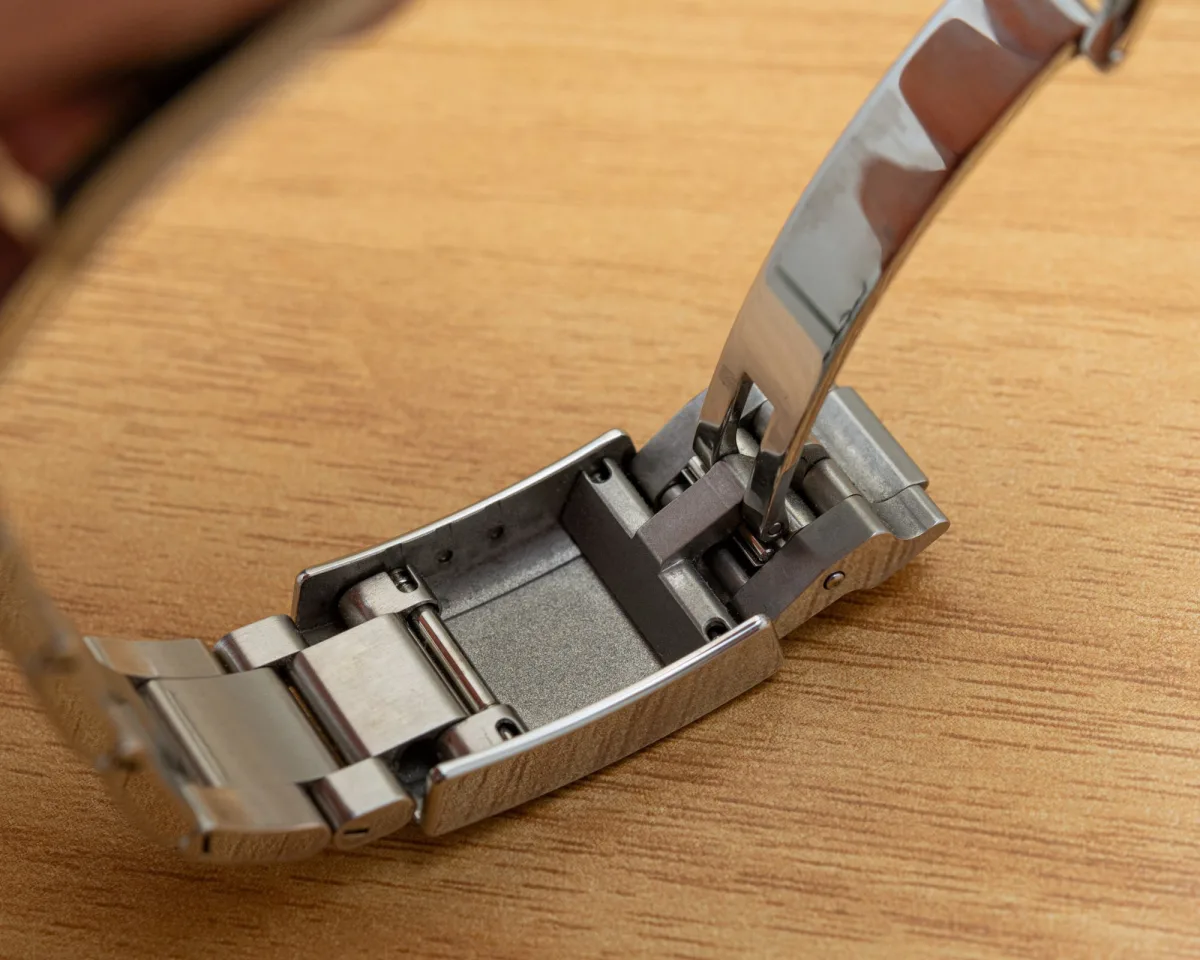 Bracelet detail of Zenith Chronomaster Sport