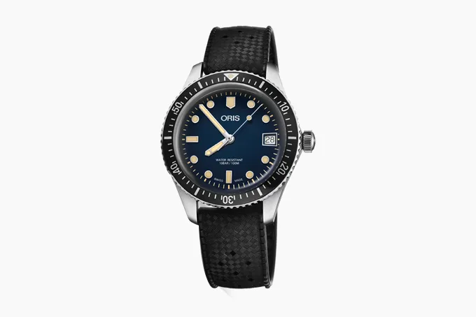 Oris Divers Sixty-Five 36 with vintage dive design