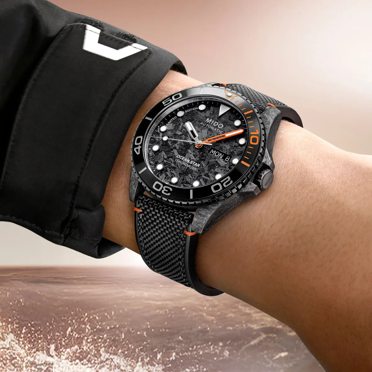 Mido Ocean Star 200C hands with Super-LumiNova