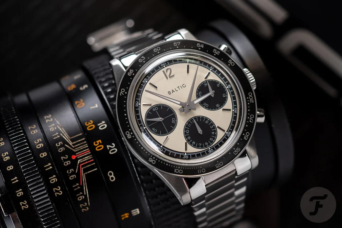Aquastar Model 60 Re-Edition dive watch with stainless steel bezel