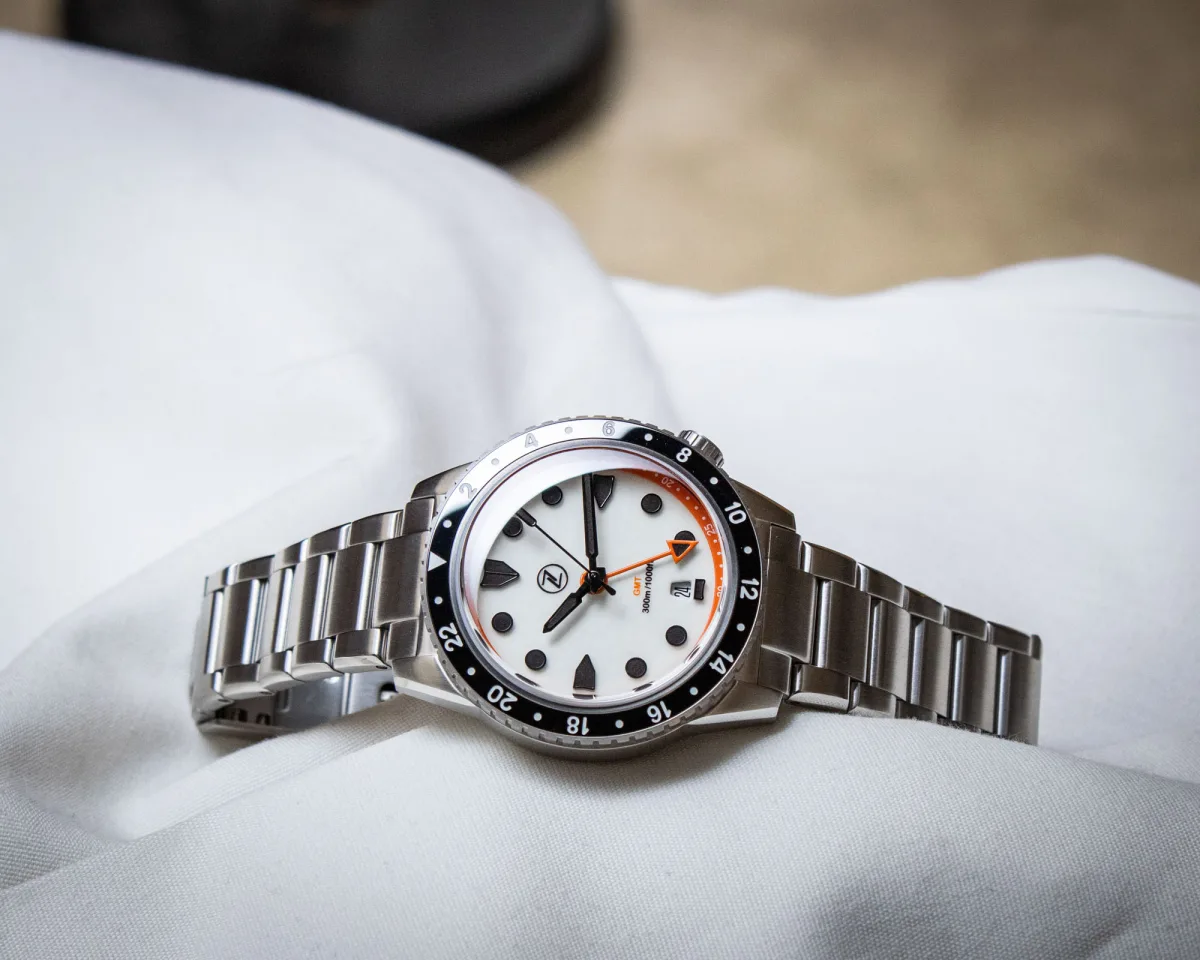 Zelos Mako 300m GMT with blue luminescence